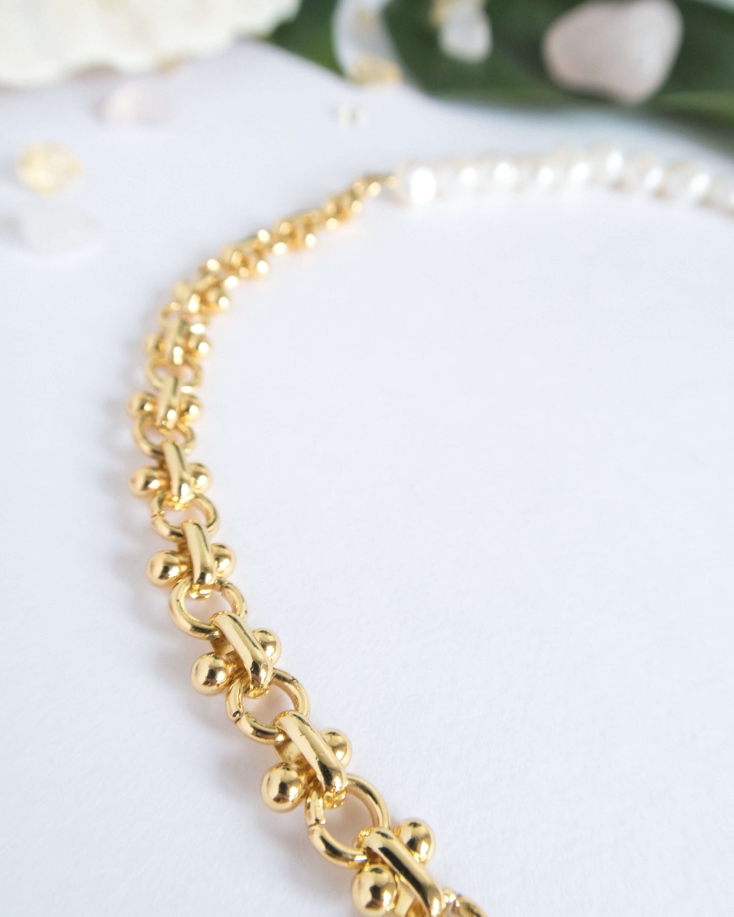Colier la baza gâtului din perle naturale Love and Stars Jewels