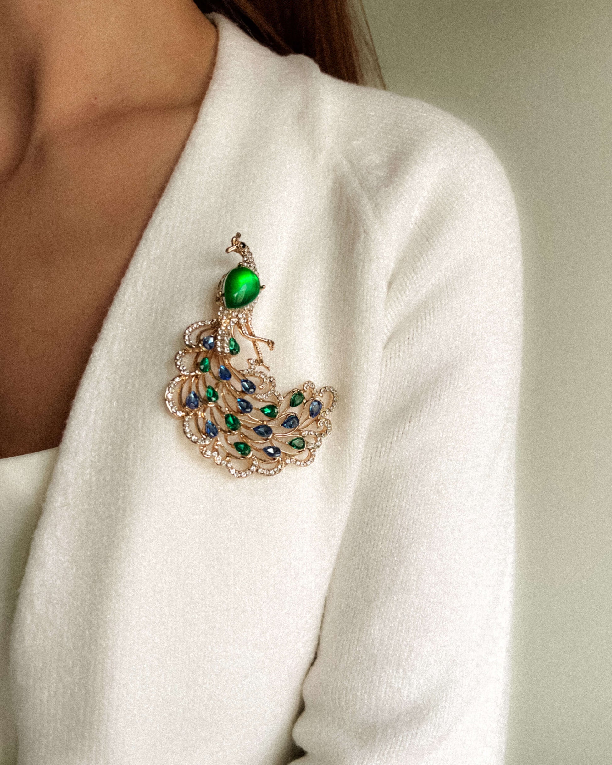 Brosa paun cadou mama martisor Love and stars Jewels