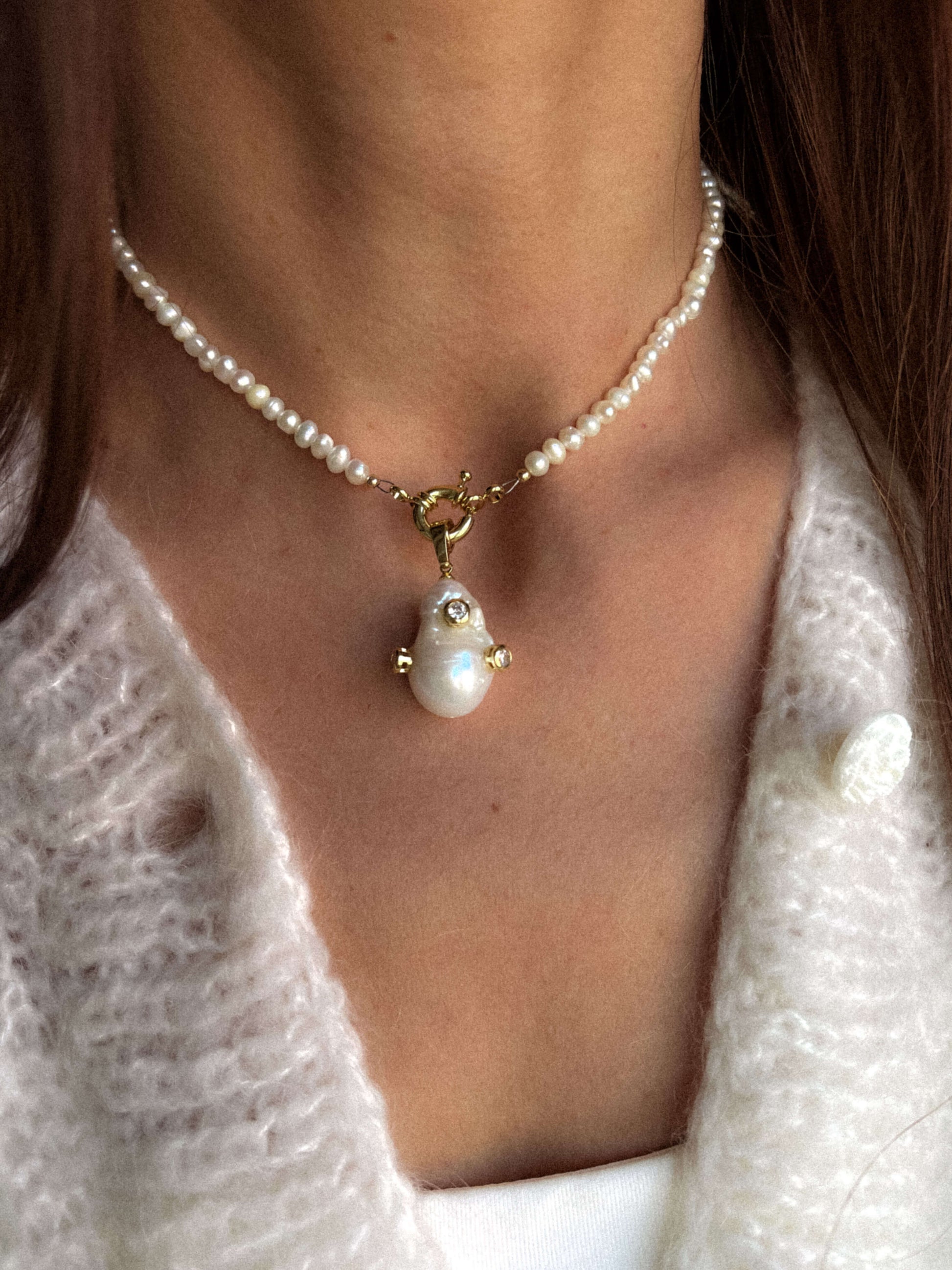 Colier la baza gâtului din perle naturale pandant perla baroc Love and Stars Jewels