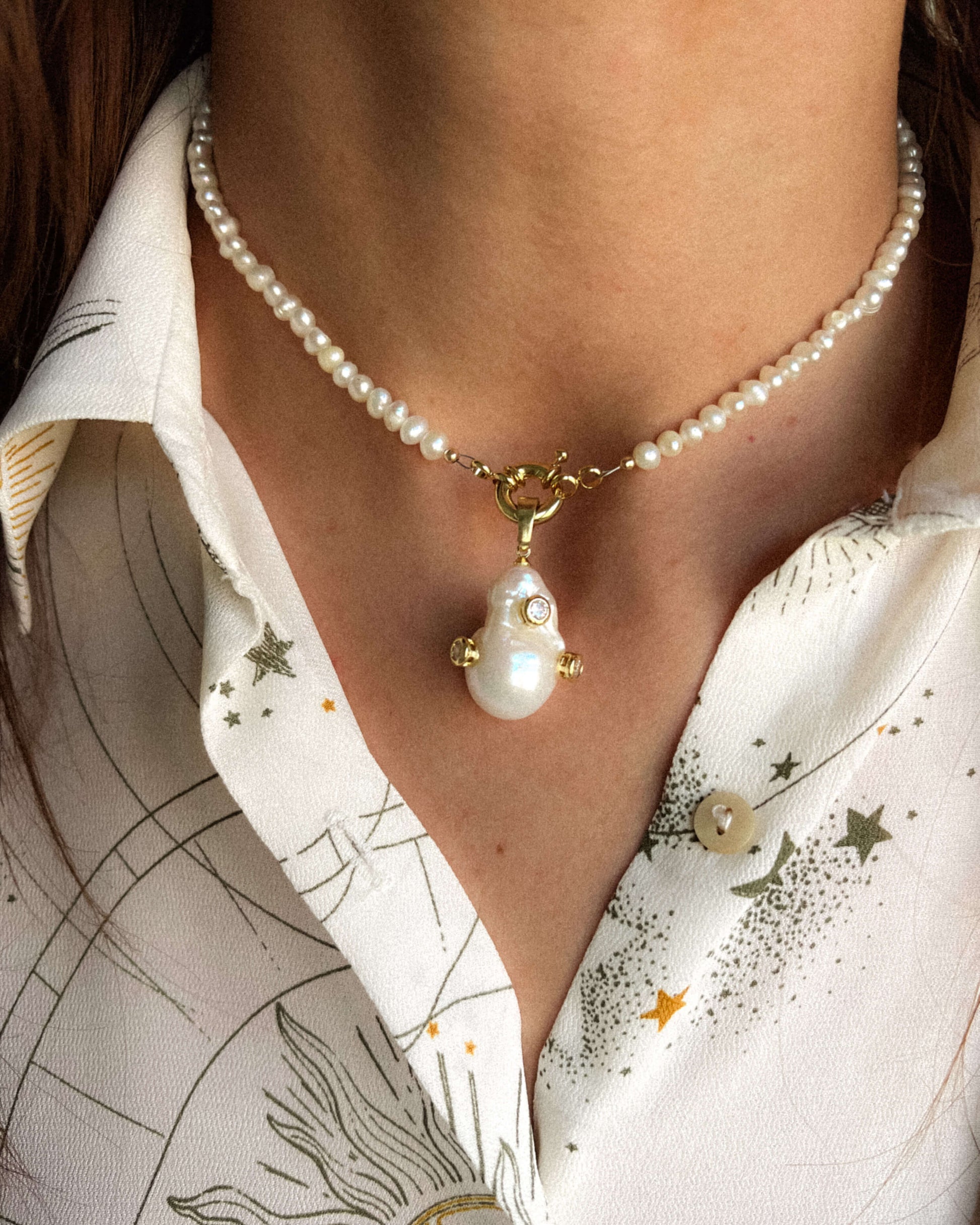 Colier la baza gâtului din perle naturale pandant perla baroc Love and Stars Jewels