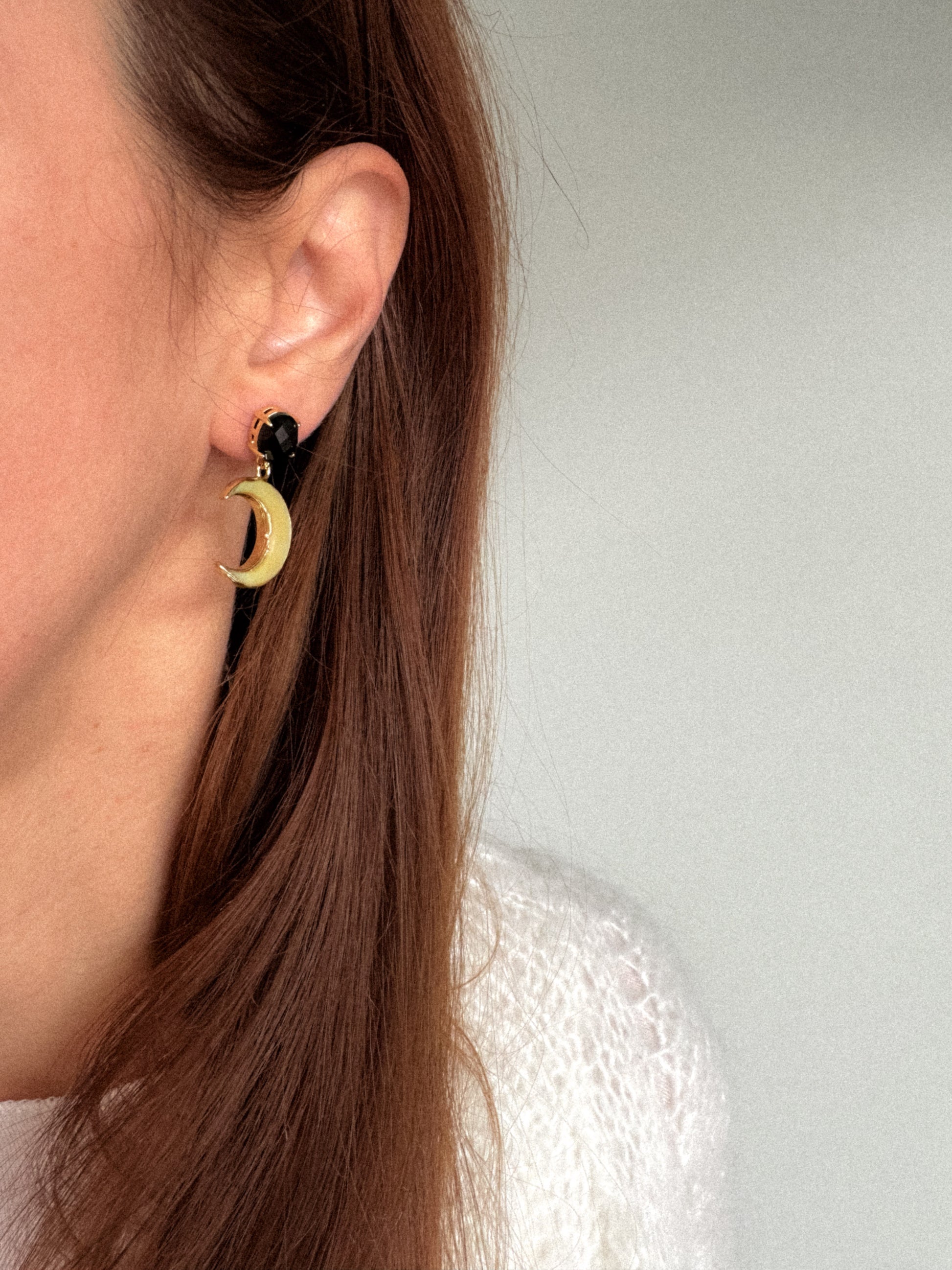 cercei foarte usori semiluna sidef obsidian cadou pentru sotie love and stars jewels