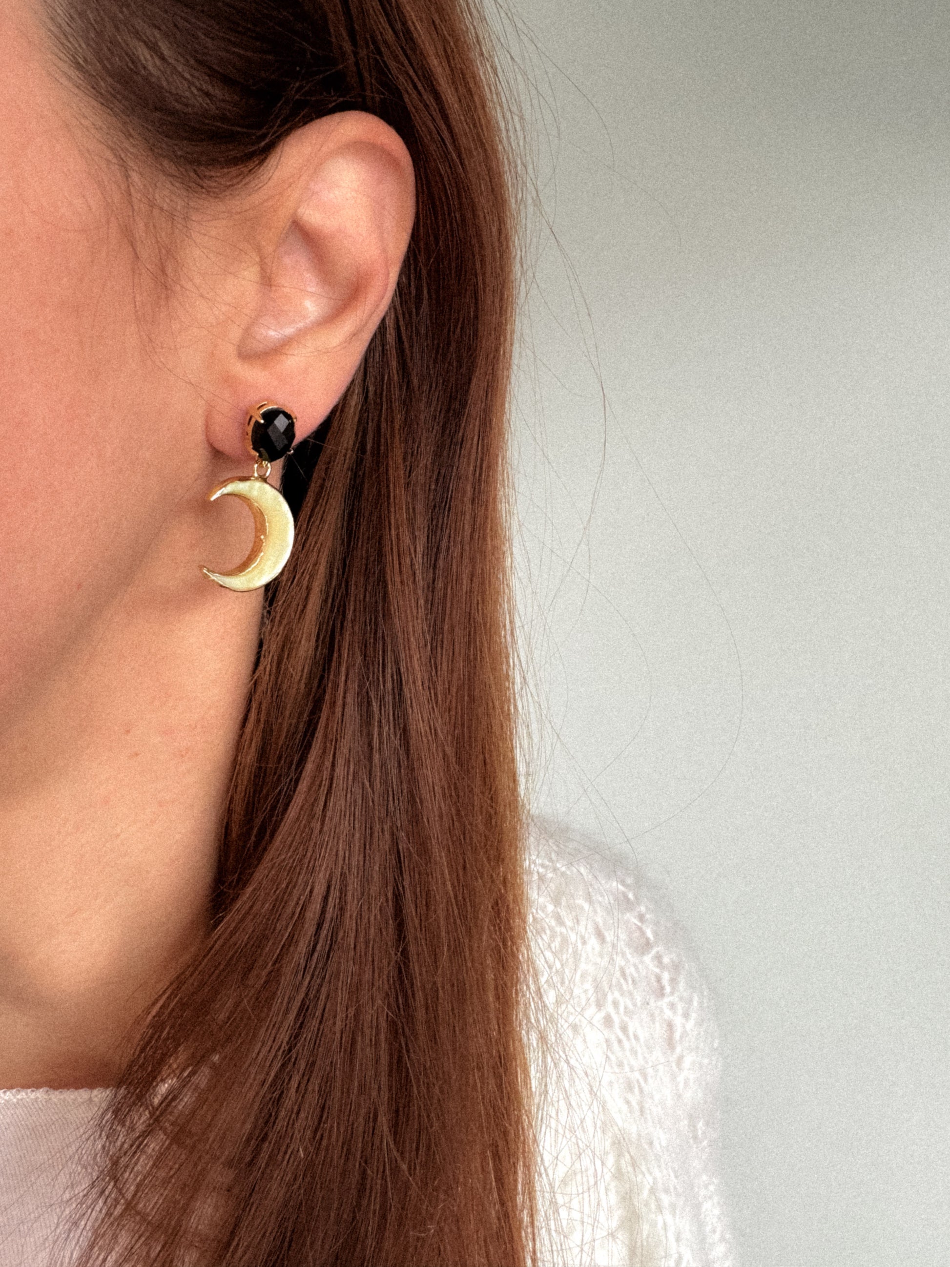 cercei foarte usori semiluna sidef obsidian cadou pentru sotie love and stars jewels