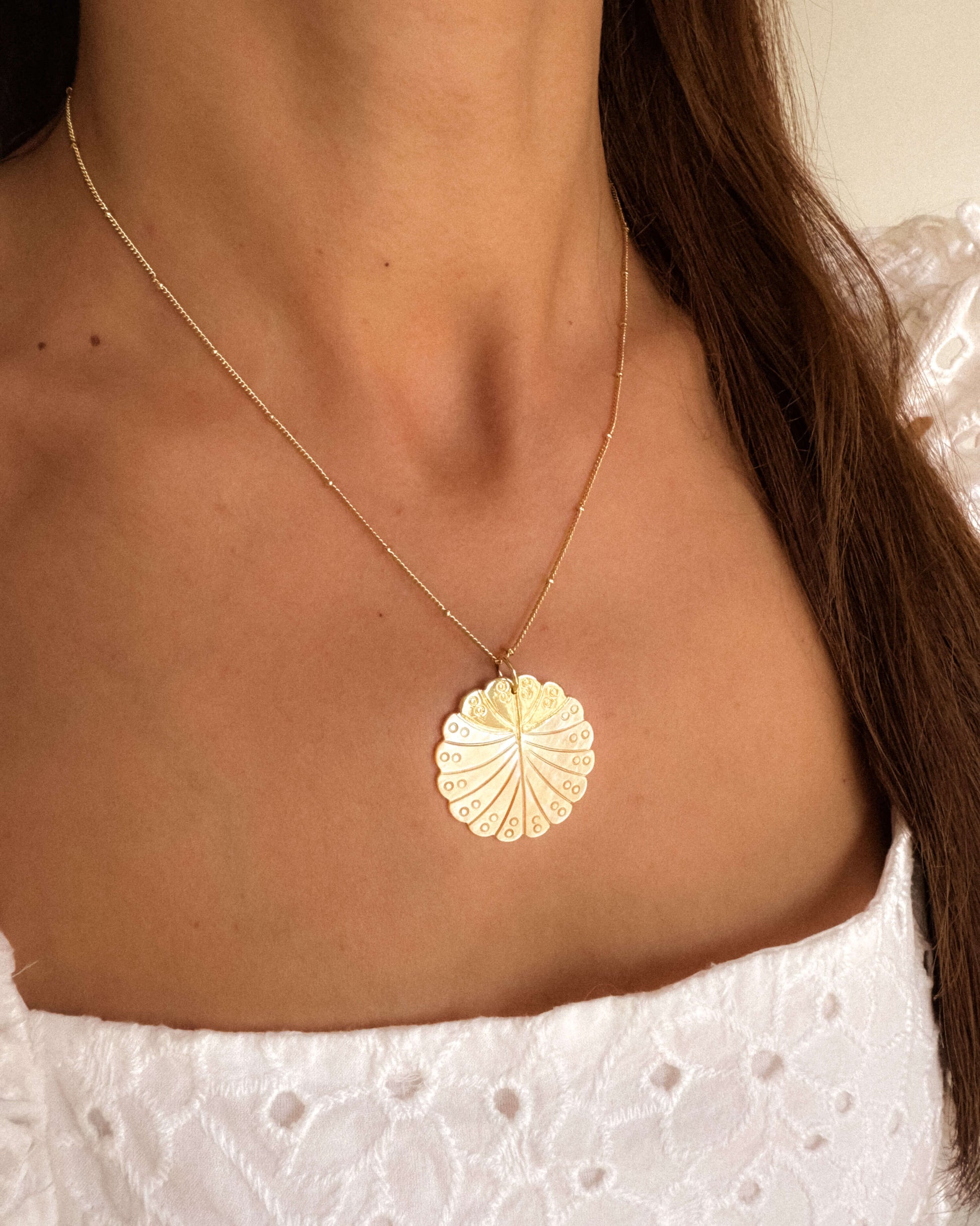 colier frumos floare din sidef de scoica love and stars jewels