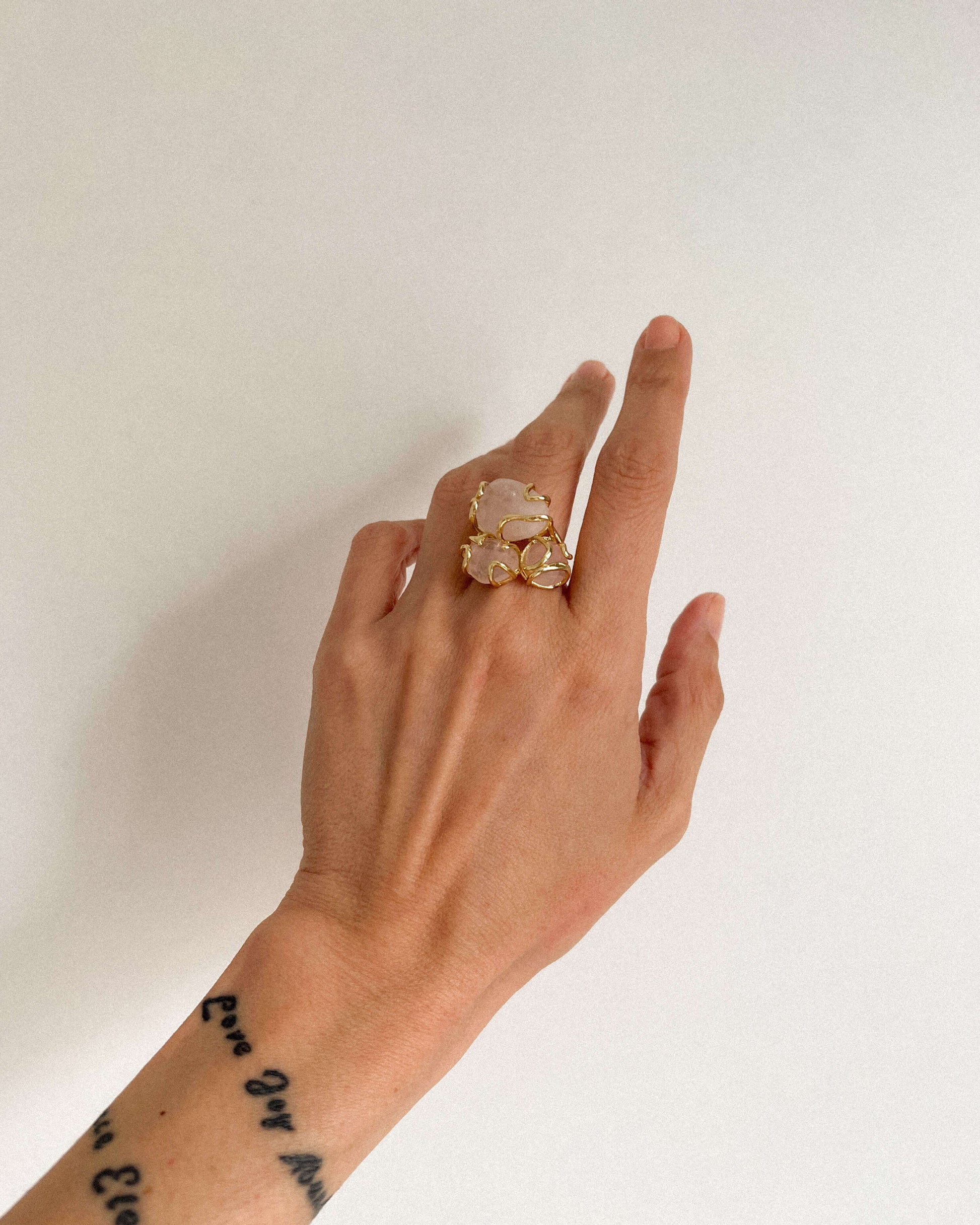 Inel reglabil cuart roz vara 2023 Love and Stars Jewels