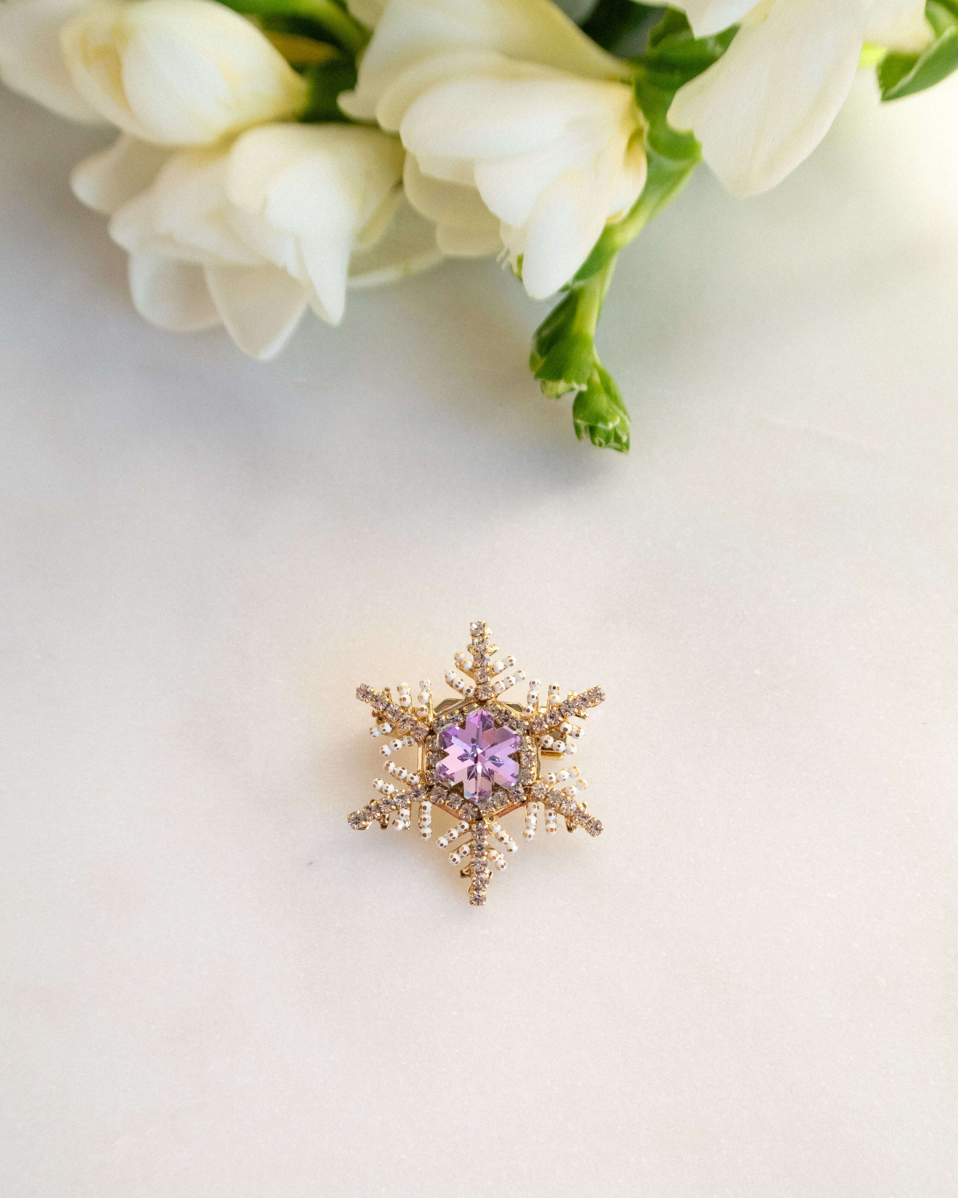 Broșă fulg de zăpadă cadou de craciun love and stars jewels