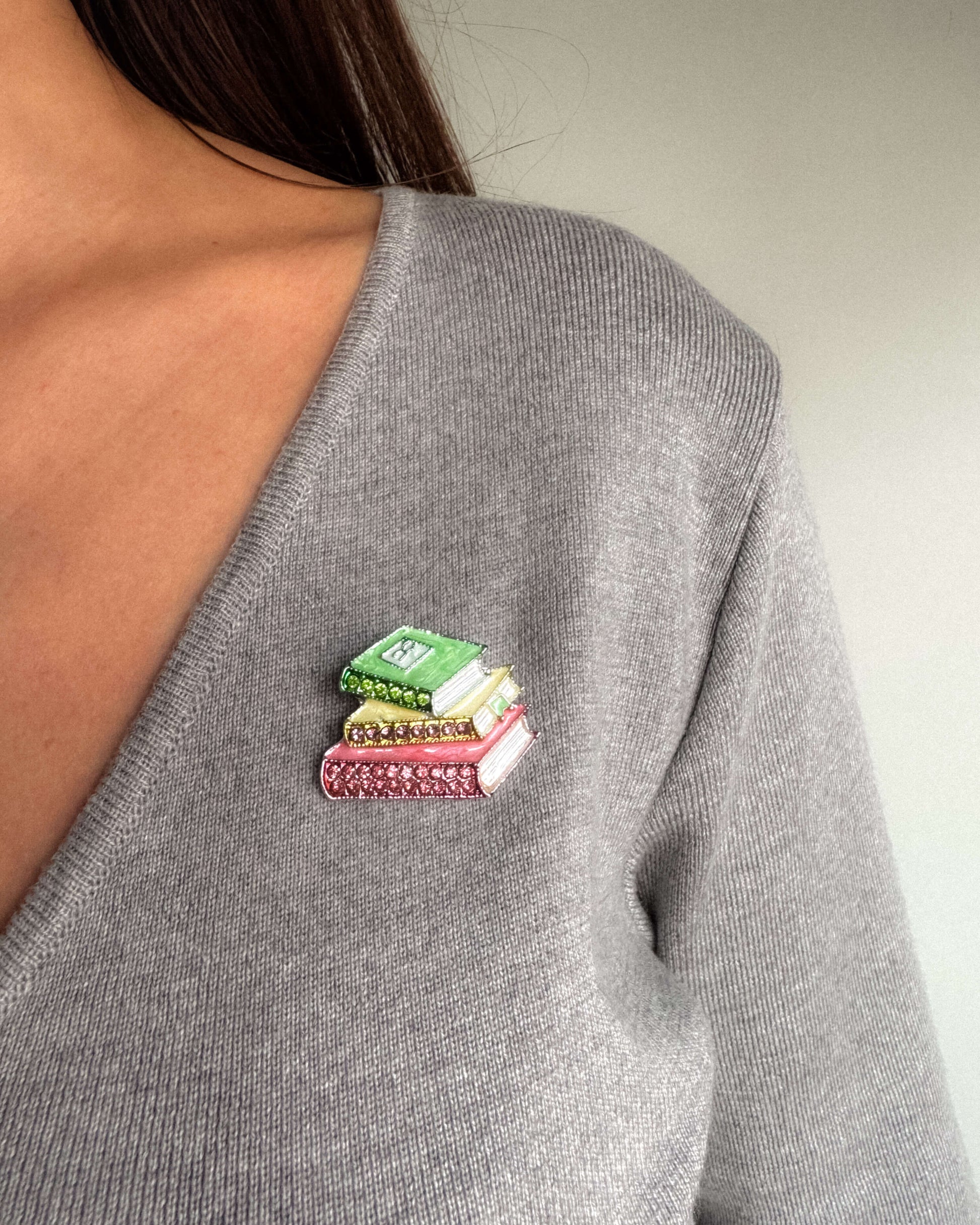 Broșă cărți cadou de martisor love and stars jewels