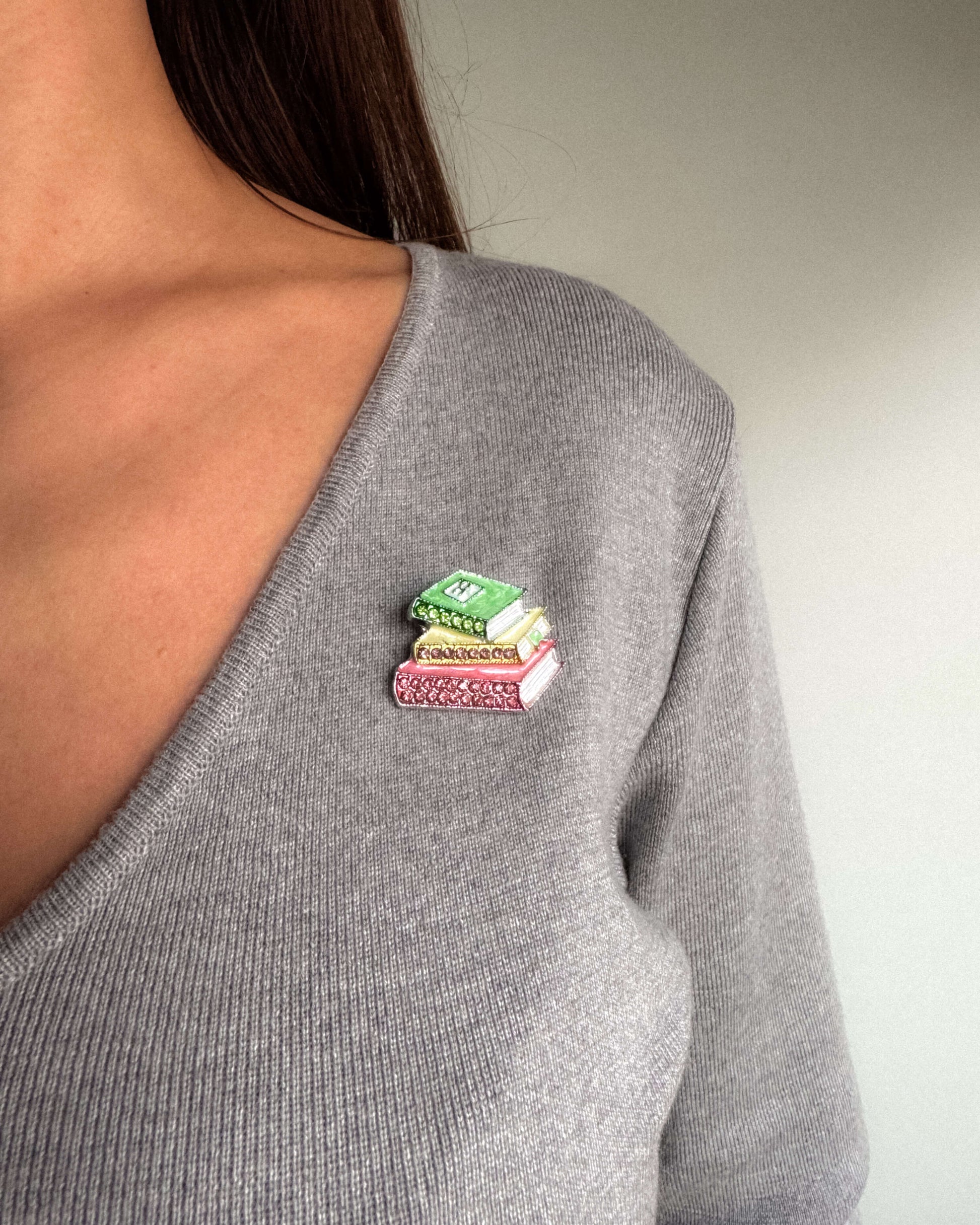 Broșă cărți cadou de martisor love and stars jewels