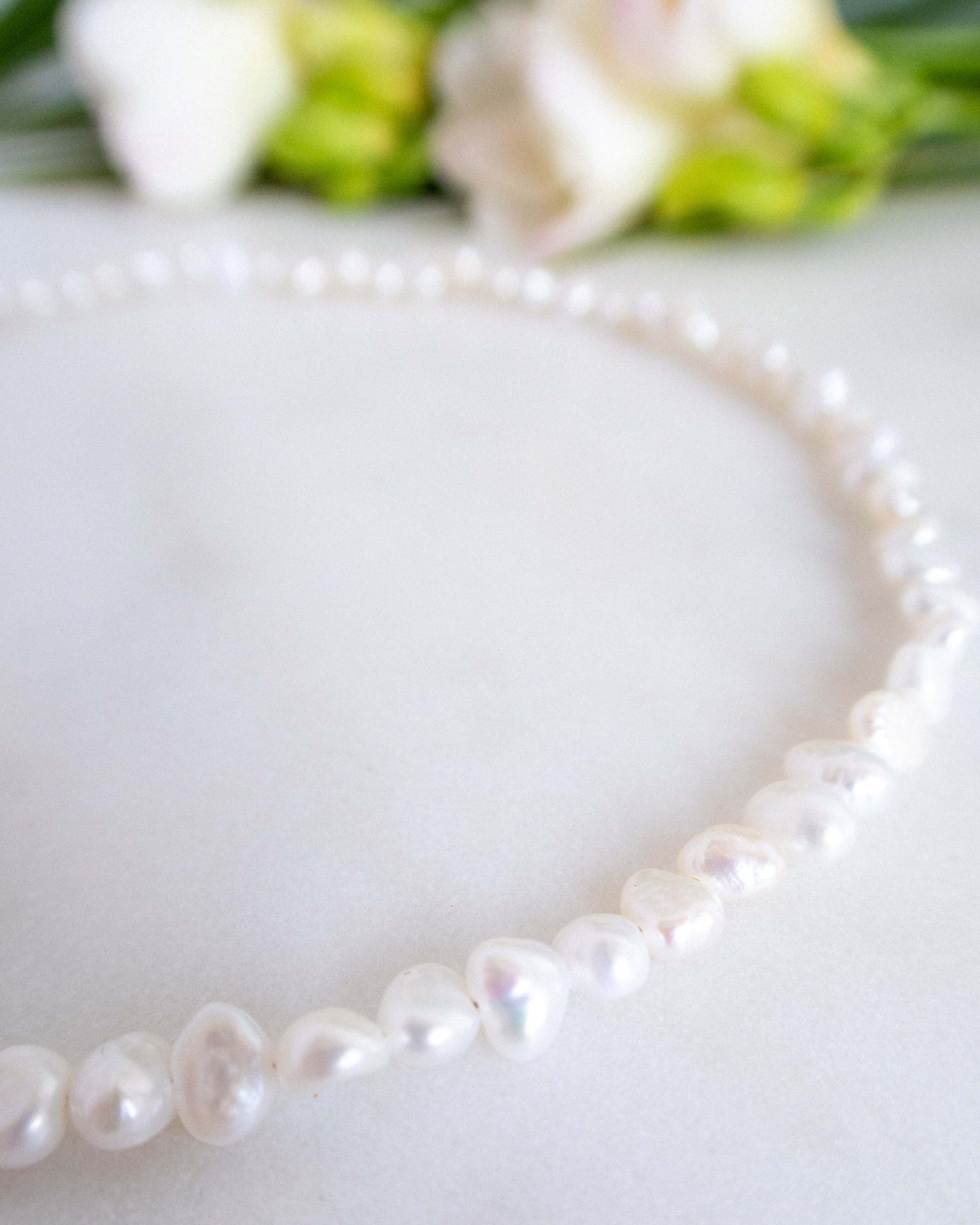 Colier la baza gatului din perle naturale love and stars jewels
