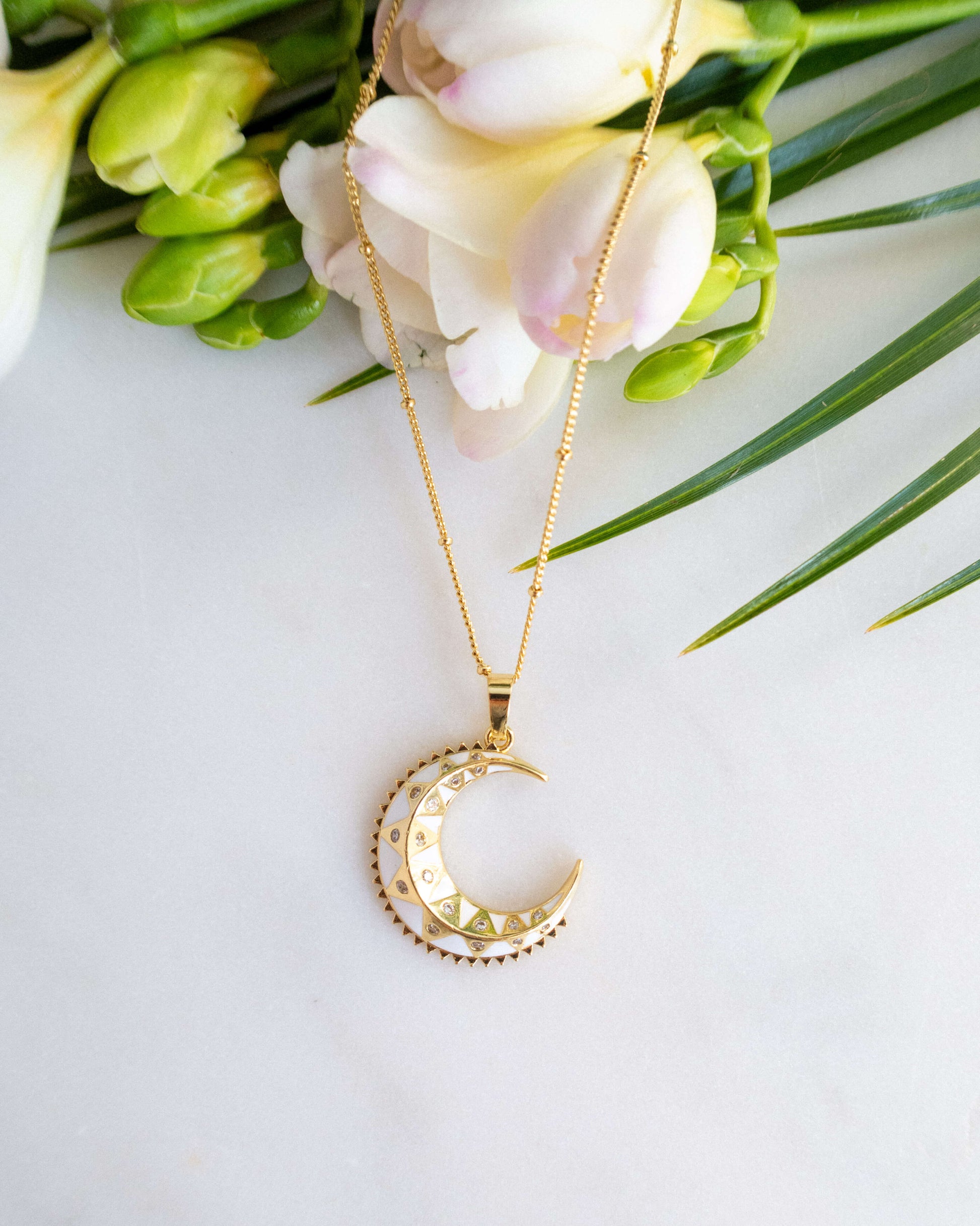 Colier cu pandant semilună emailată cu zirconii love and stars jewels