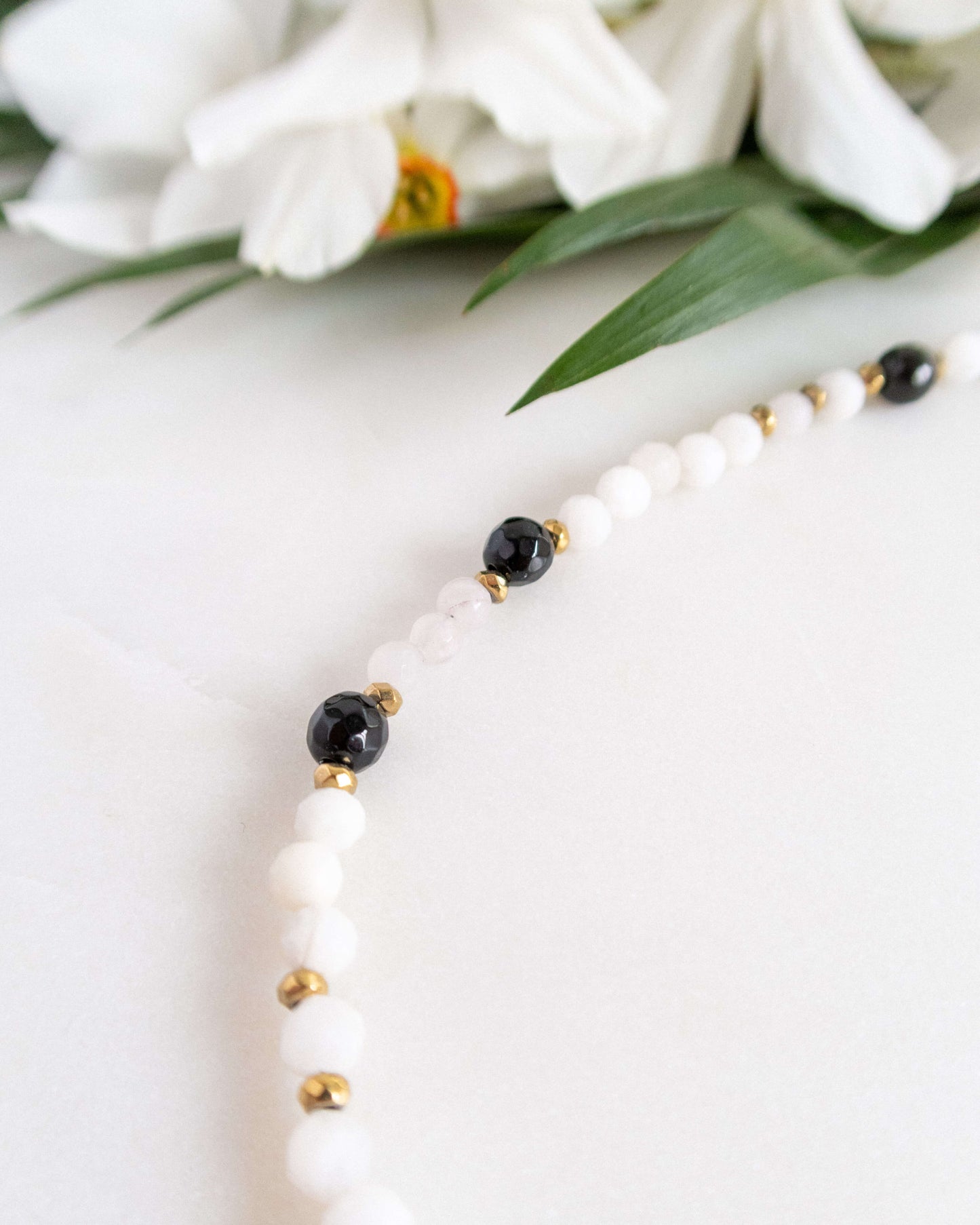 colier handmade piatra lunii cuart roz onix love and stars jewels