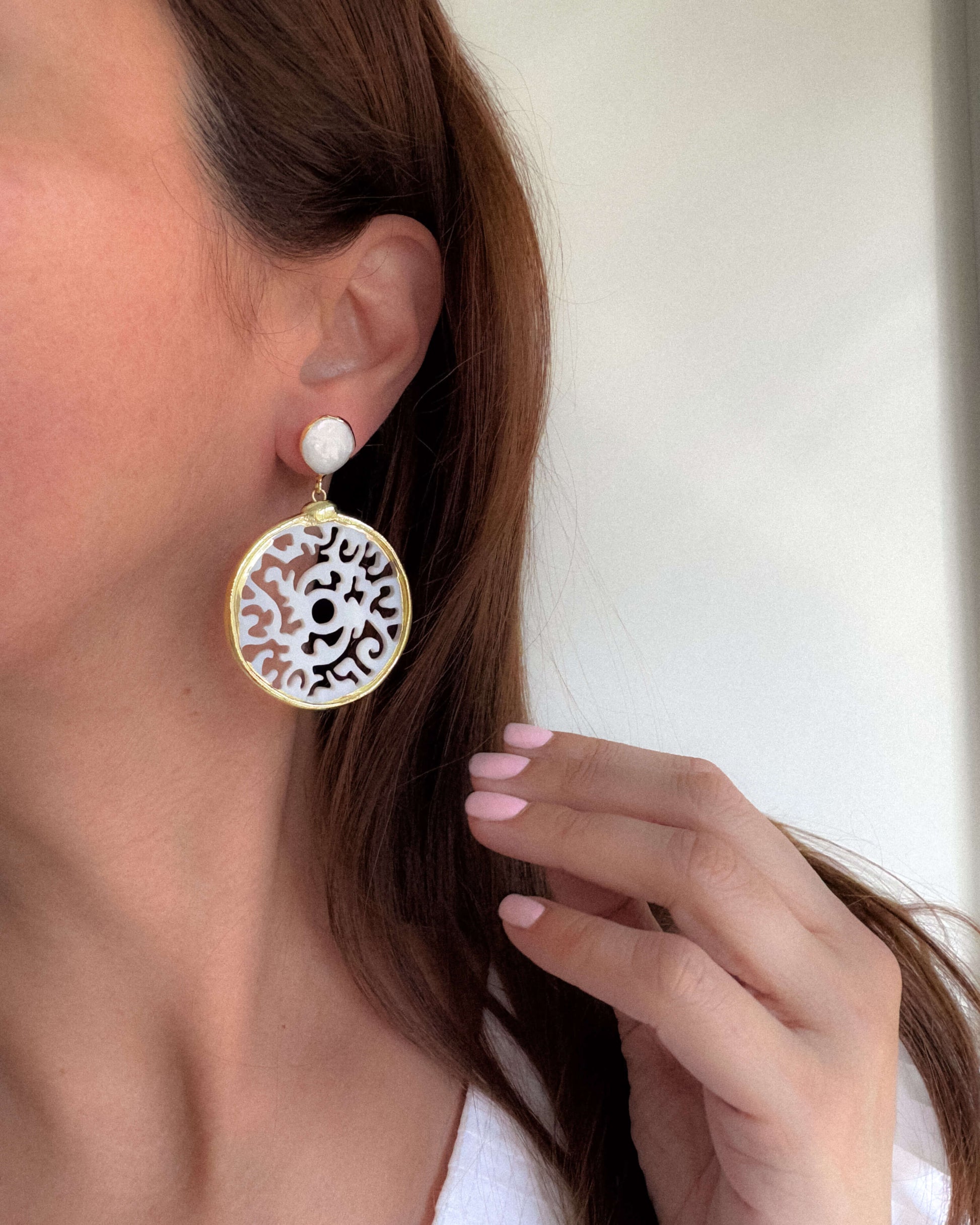 cercei dantela sidef de scoica perla naturala cercei frumosi love and stars jewels