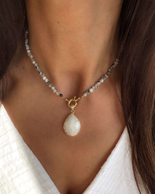Colier din piatra lunii colier alb negru Love and Stars Jewels