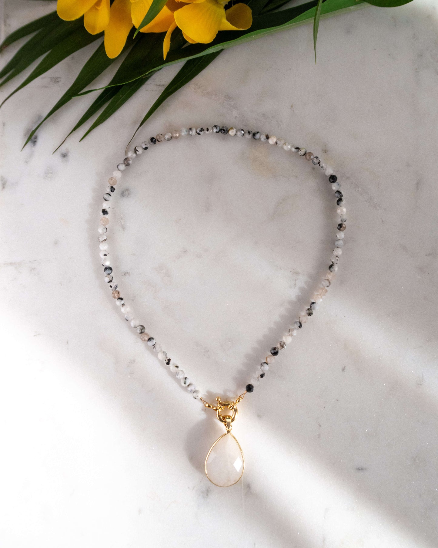 Colier din piatra lunii colier alb negru Love and Stars Jewels