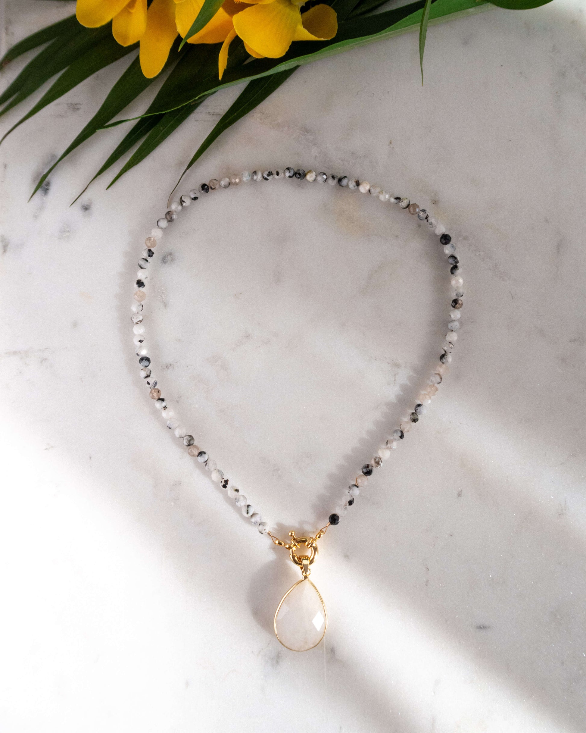 Colier din piatra lunii colier alb negru Love and Stars Jewels