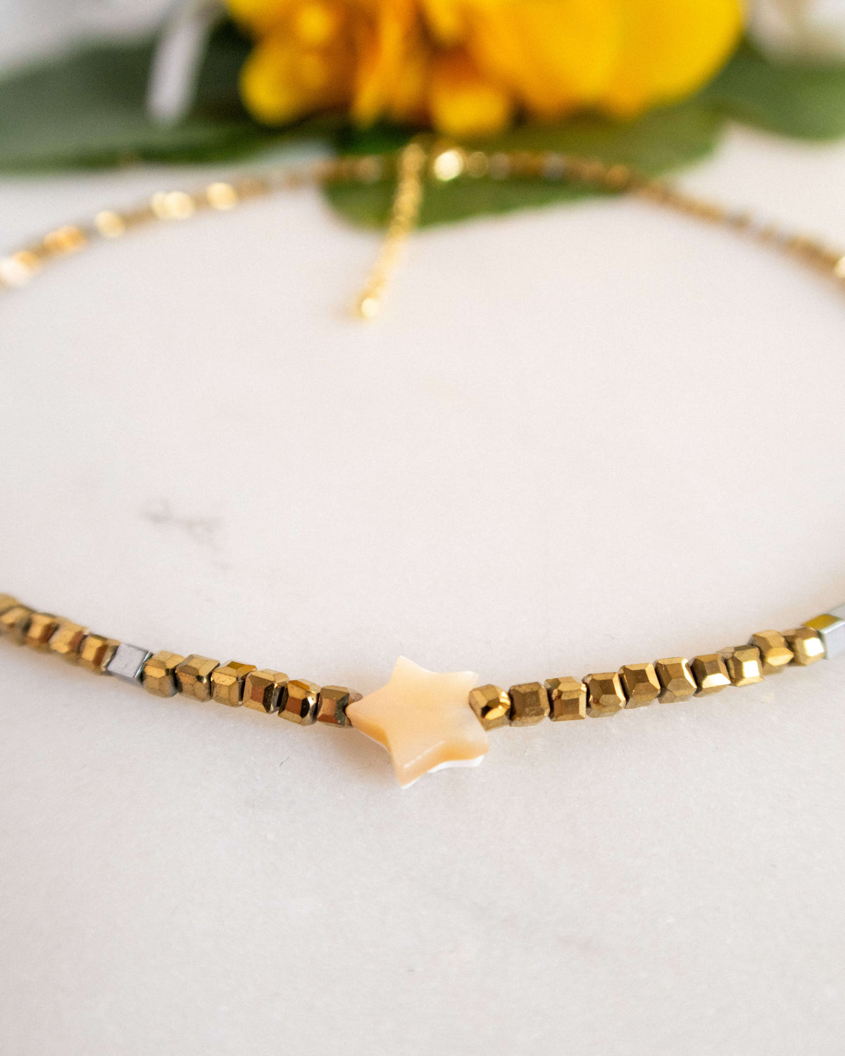 Colier stea sidef de scoică hematite STELLA