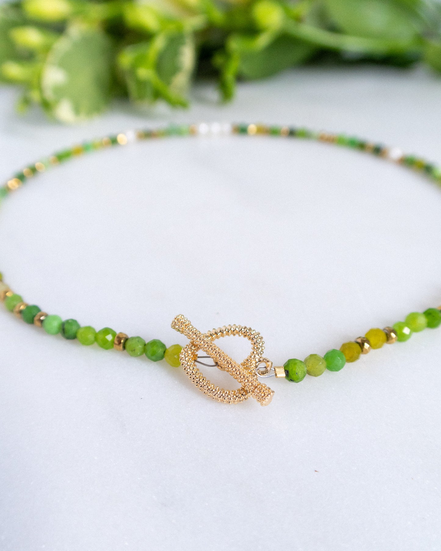Colier verde la baza gatului perle naturale jad canadian Love and Stars Jewels