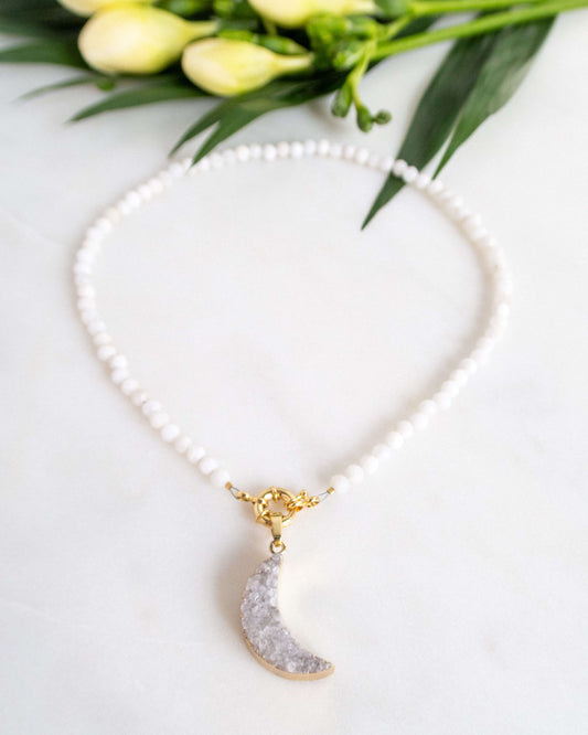 Colier piatra lunii pandant semiluna cuart love and stars jewels