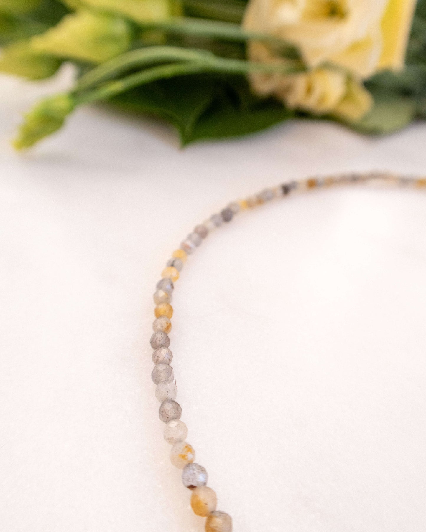 Colier labradorit semilună cuarț NOVELLA