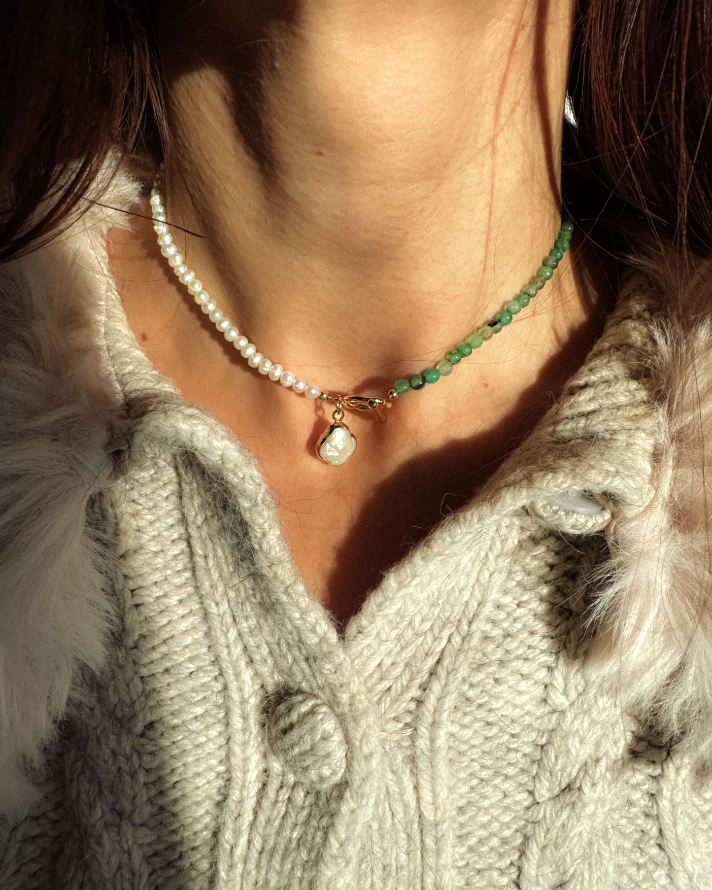 Colier perle naturale agat dantelă verde