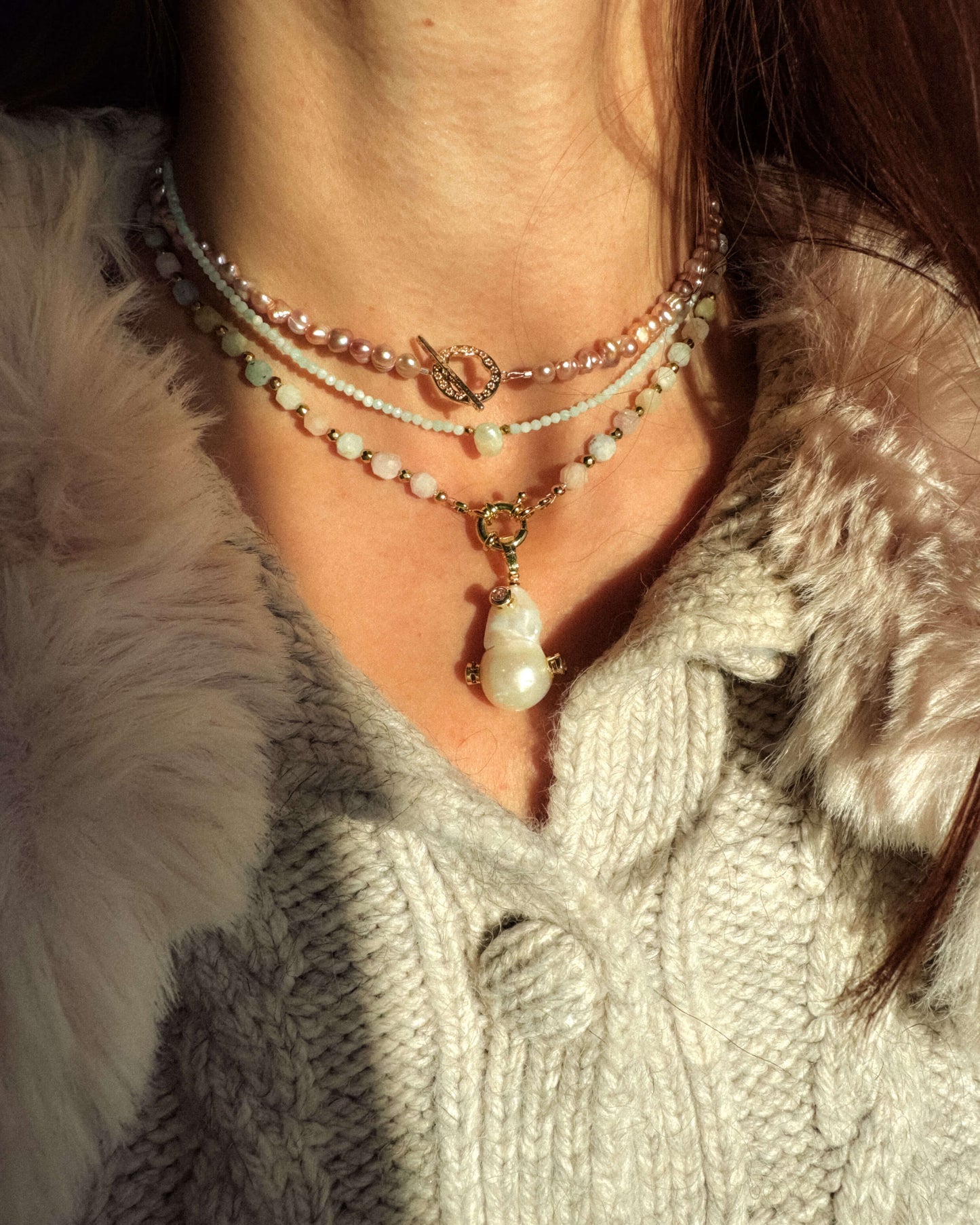 Colier morganit pandant perlă naturală baroc