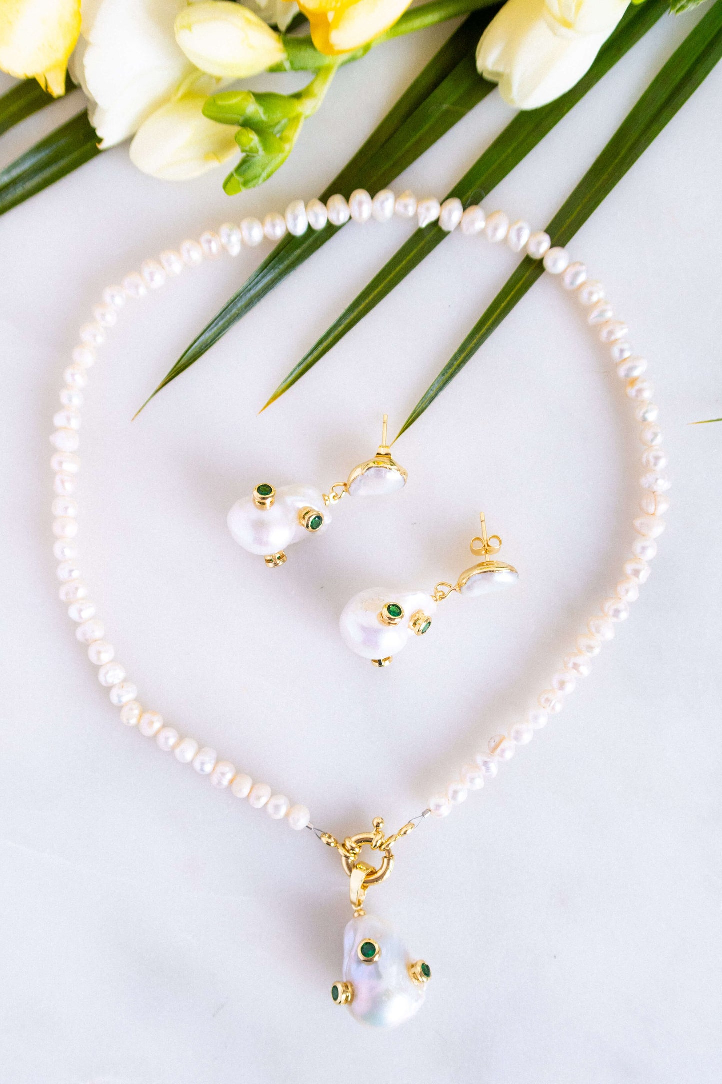 Cercei perle baroc zirconii verzi MARTHE